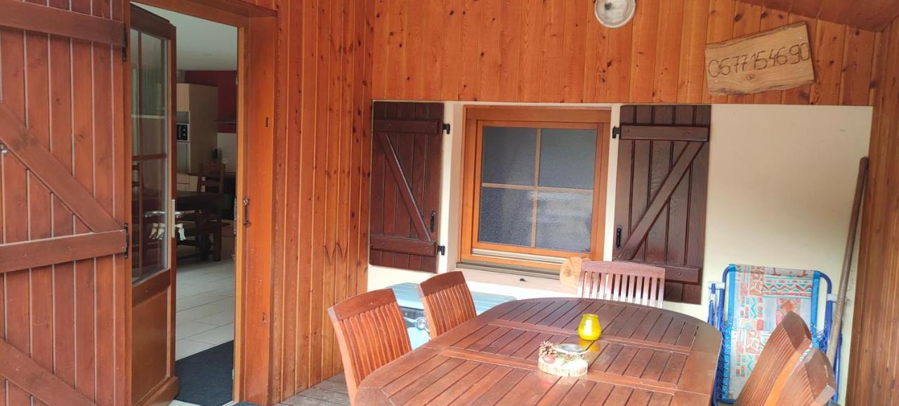 Chalet Au Bord Du Lac De Longemer クソンリュプト・ロンジュメール エクステリア 写真